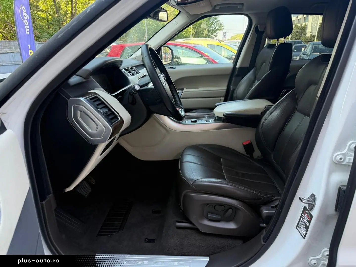 Land-Rover Range-Rover-Sport