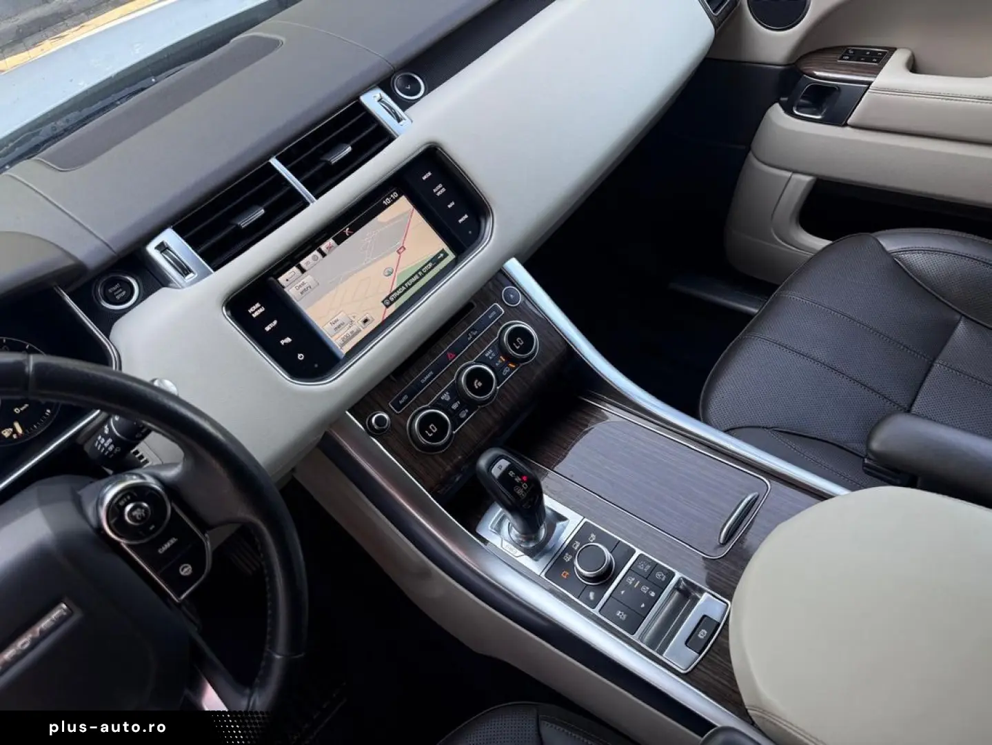 Land-Rover Range-Rover-Sport