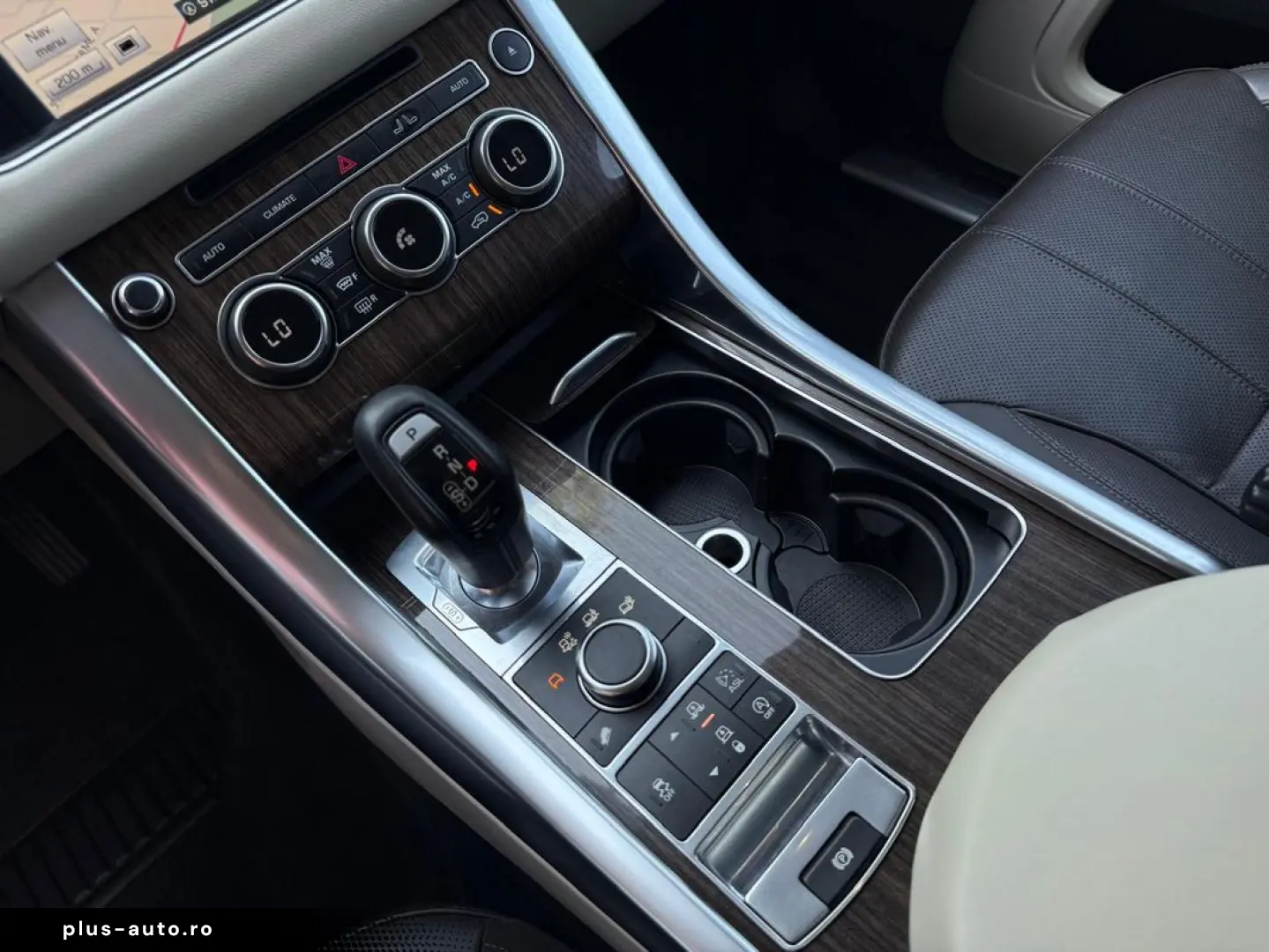 Land-Rover Range-Rover-Sport