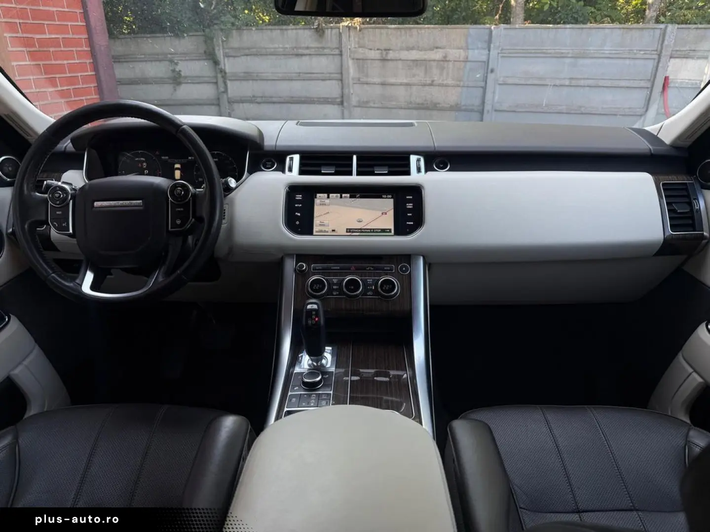 Land-Rover Range-Rover-Sport