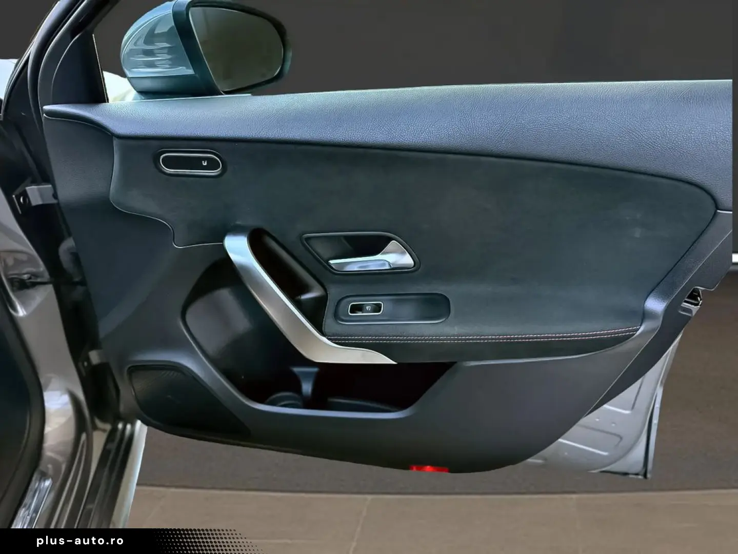 Mercedes-Benz A-200