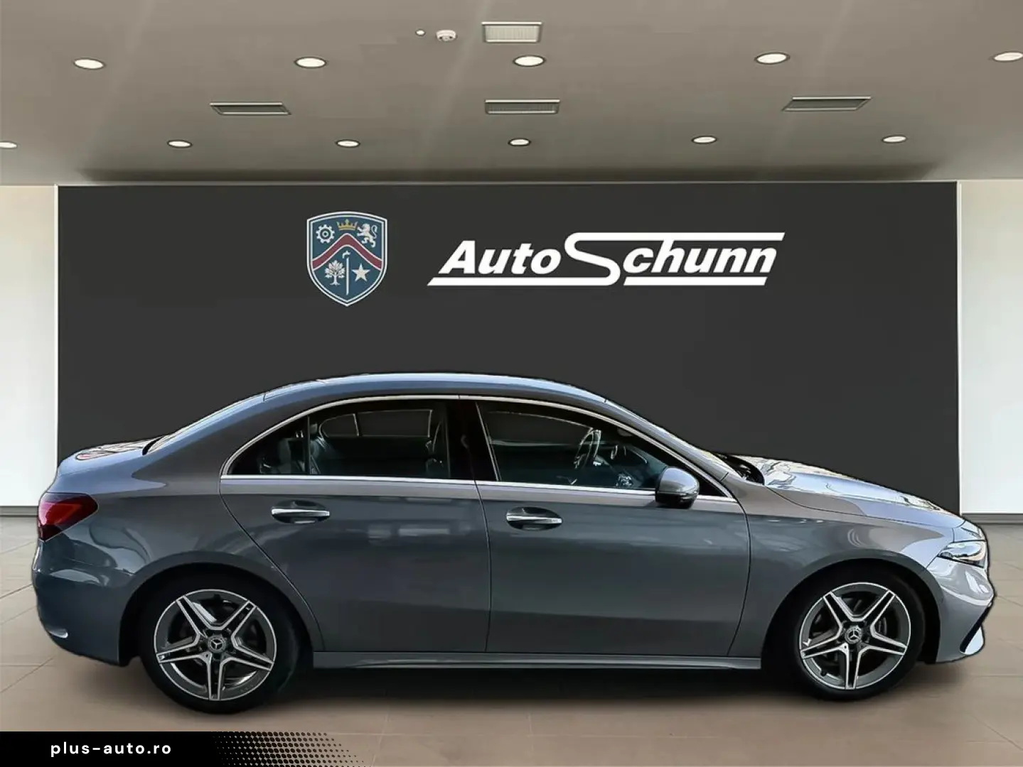 Mercedes-Benz A-200