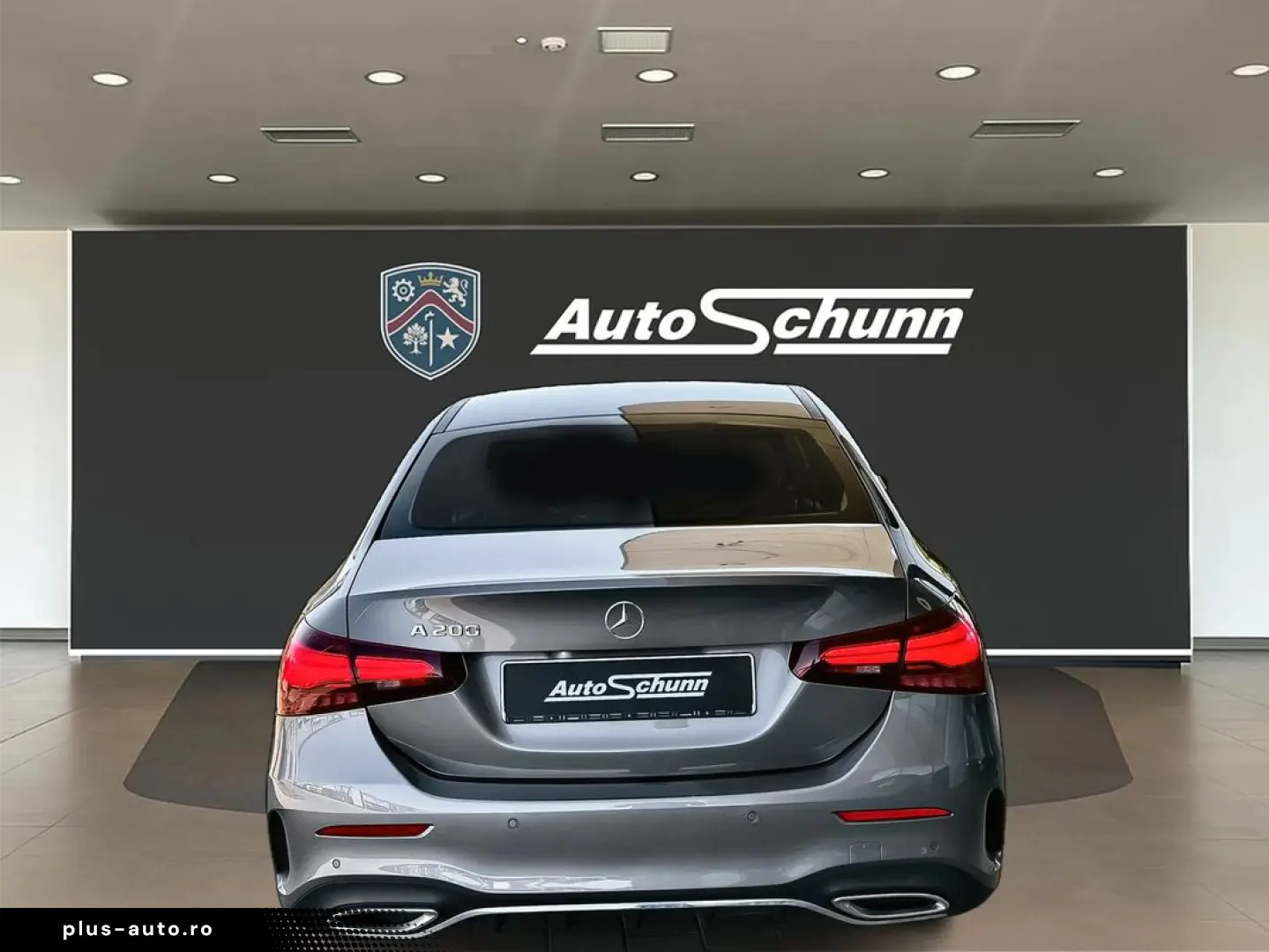 Mercedes-Benz A-200