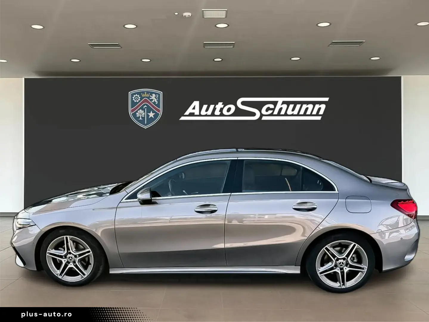 Mercedes-Benz A-200