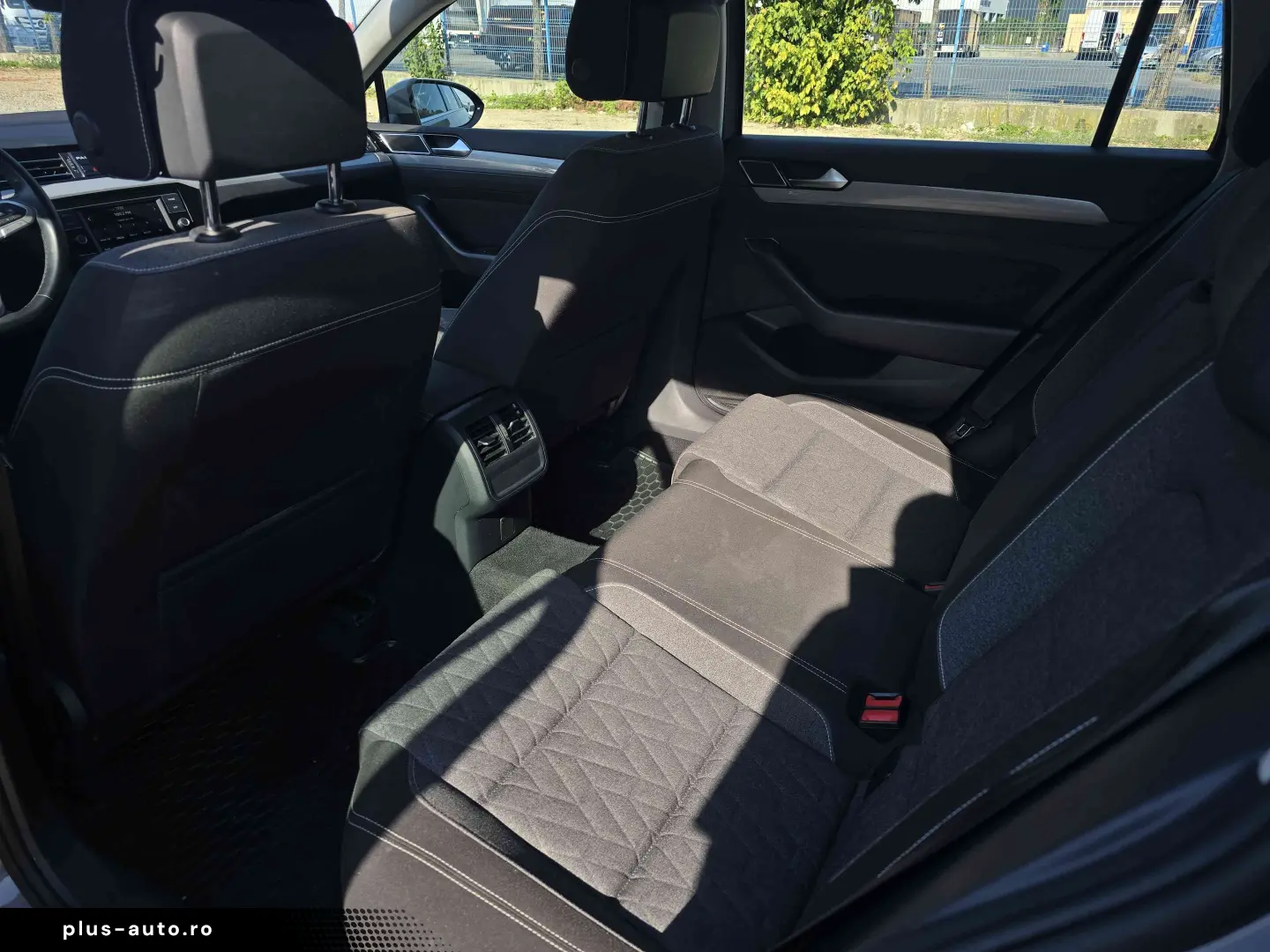 Volkswagen Passat 2023