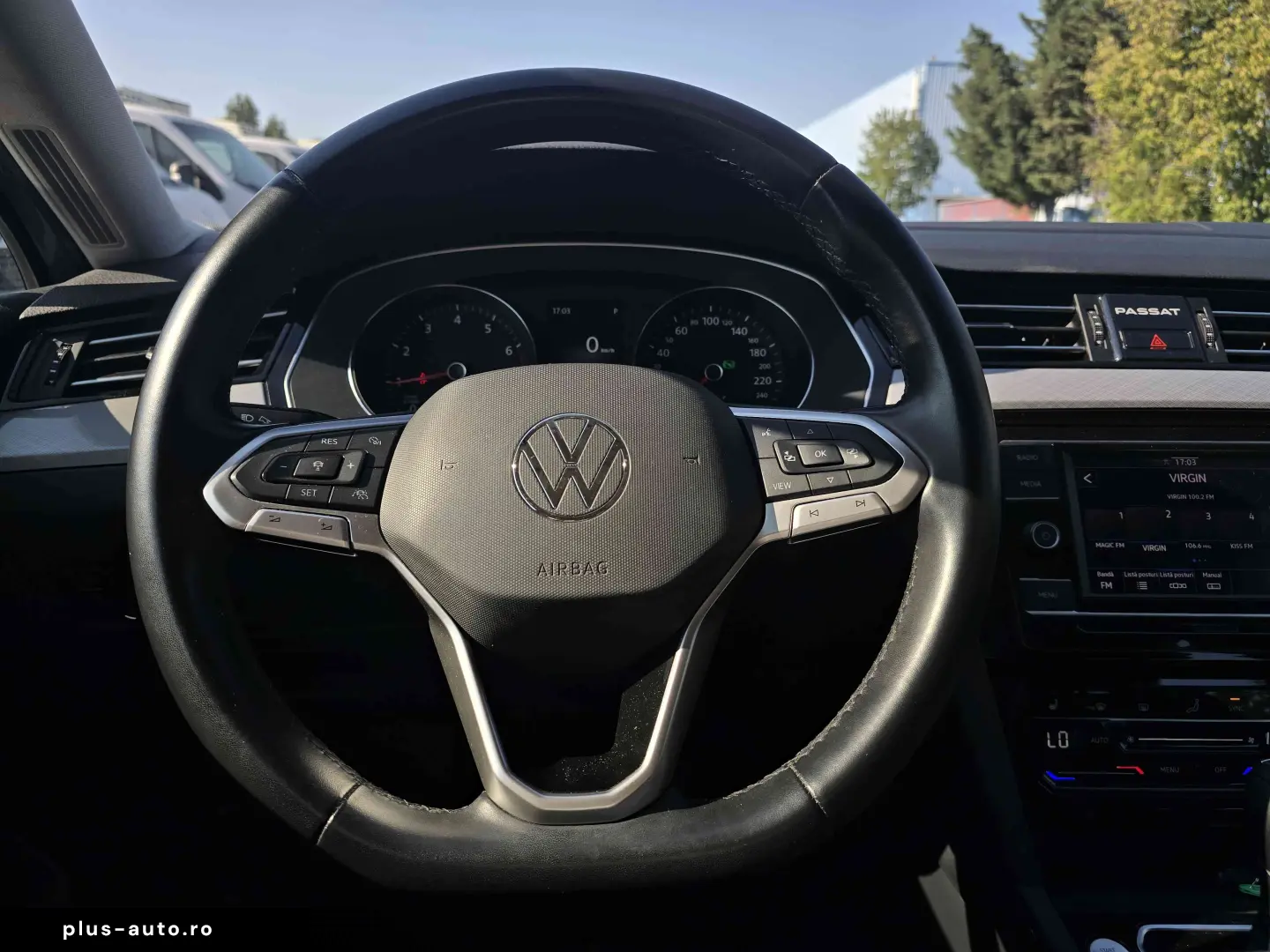 Volkswagen Passat 2023