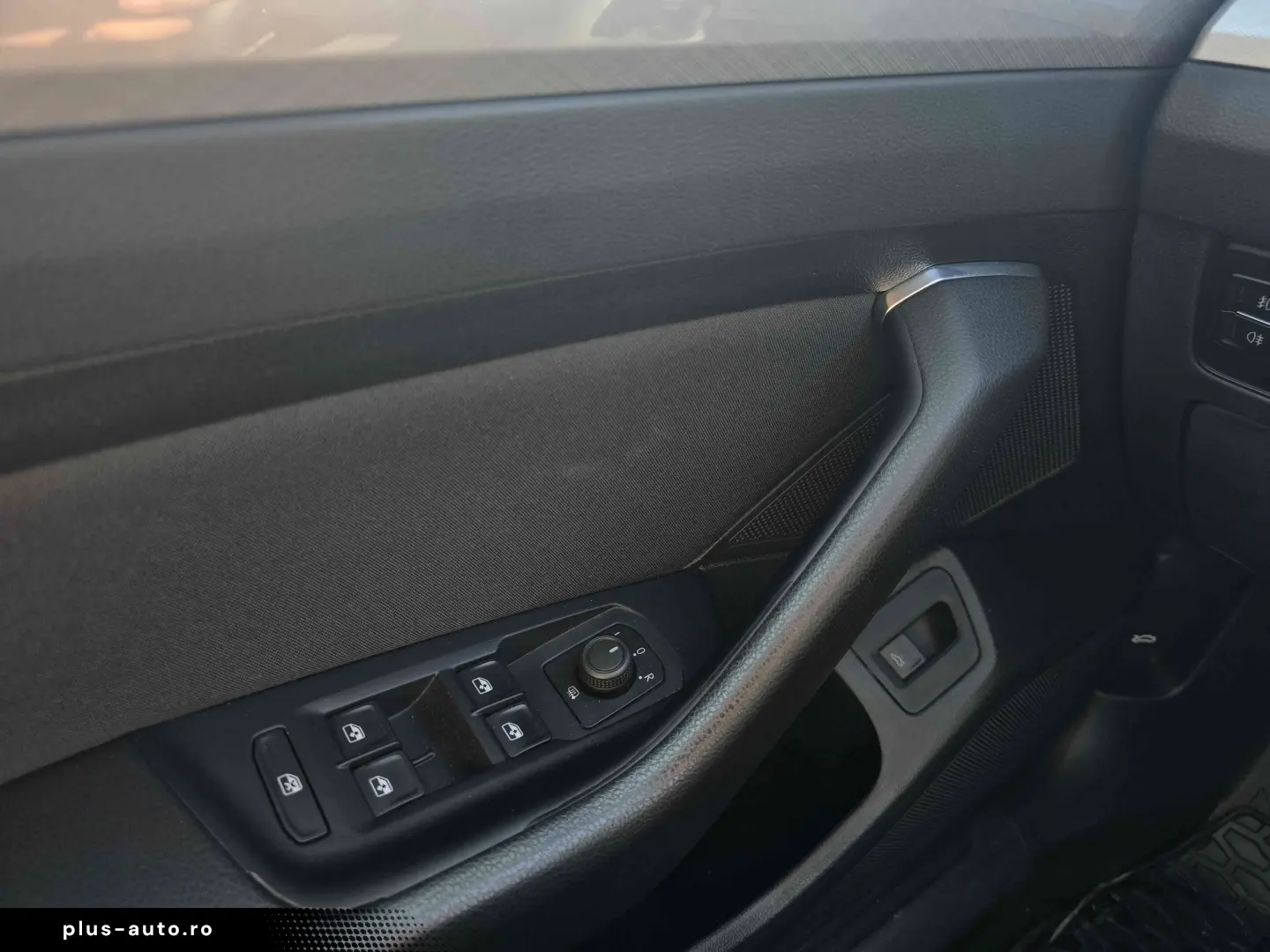Volkswagen Passat 2023