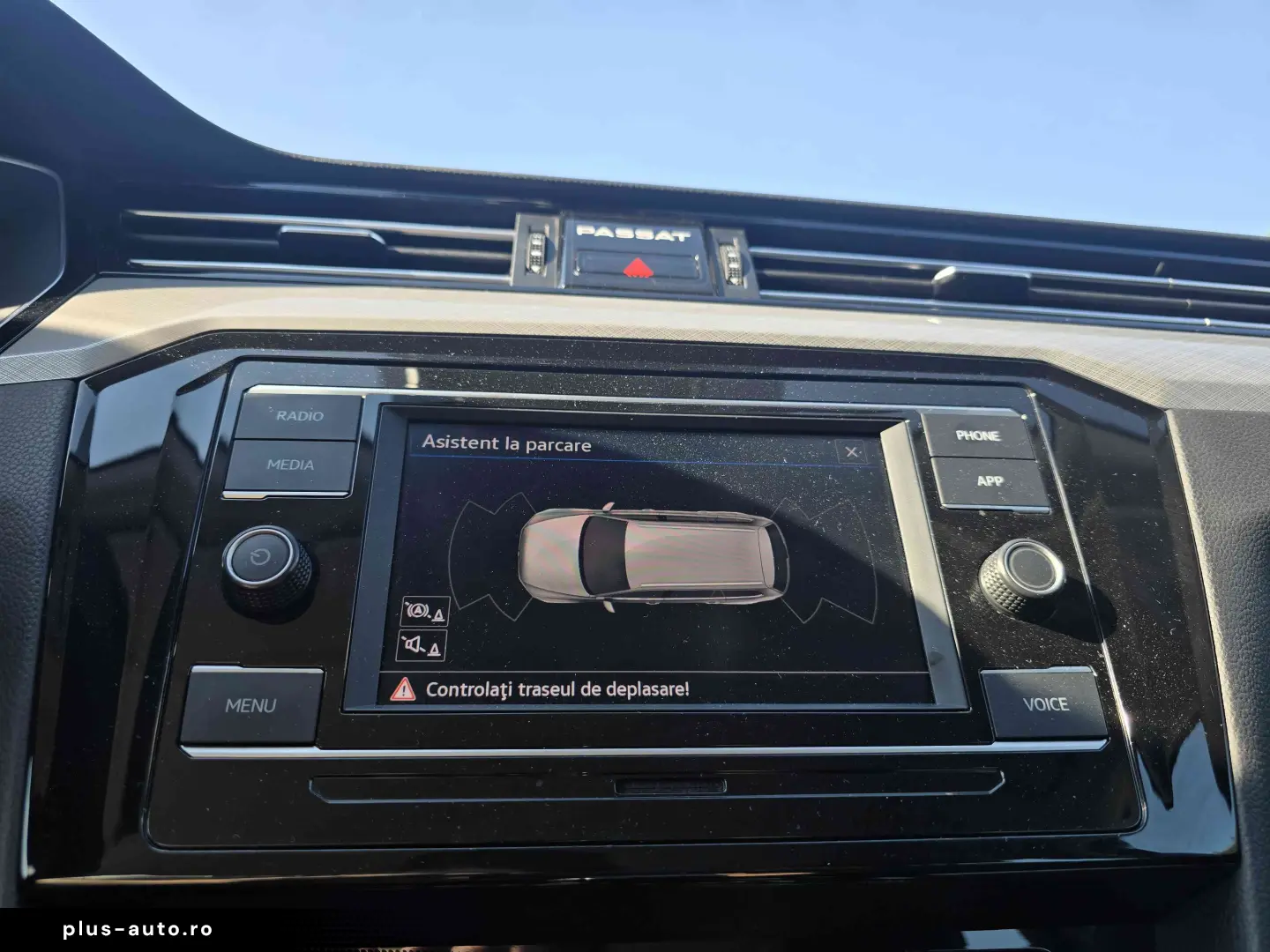 Volkswagen Passat 2023