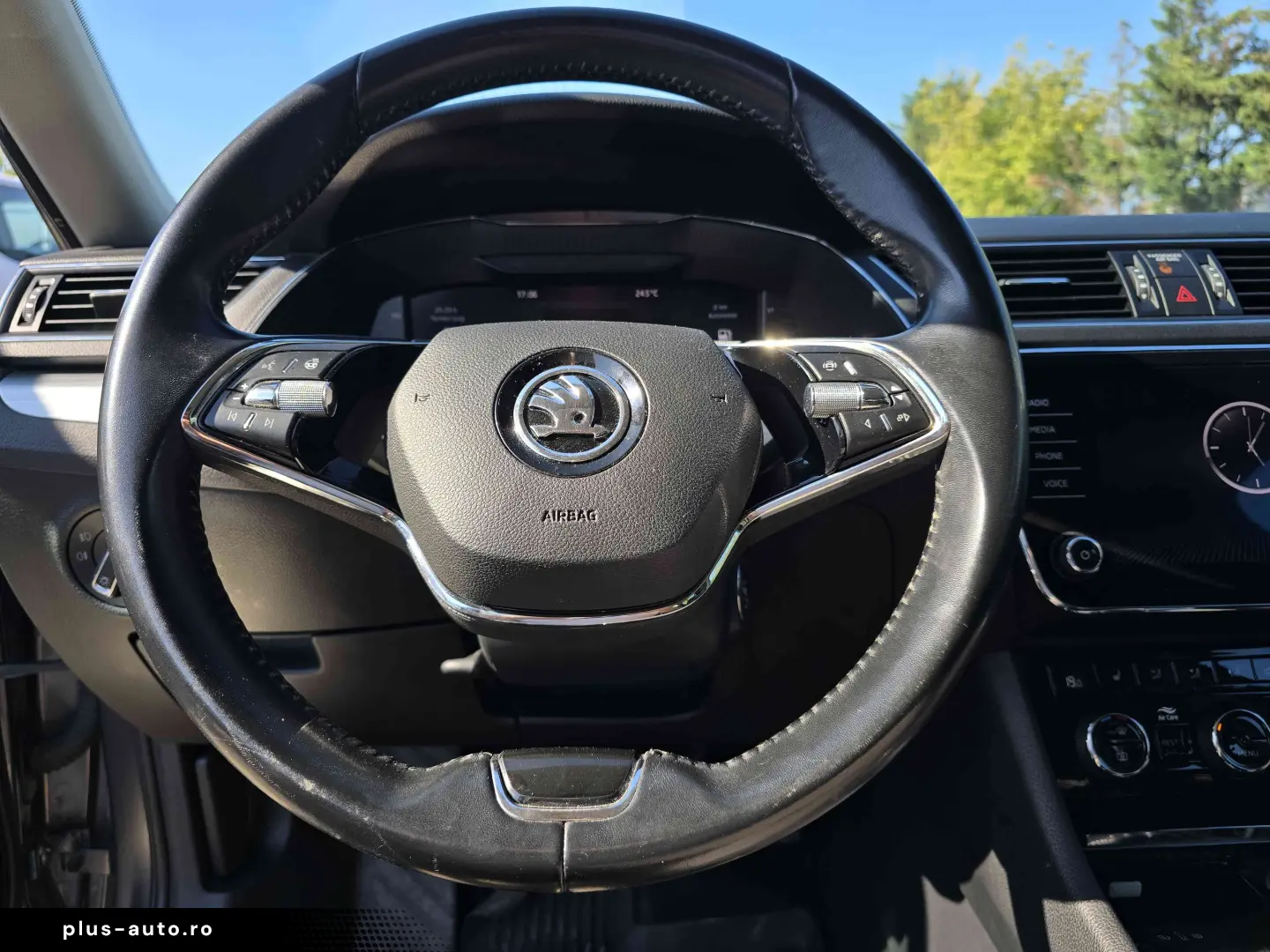 Skoda Superb 2022