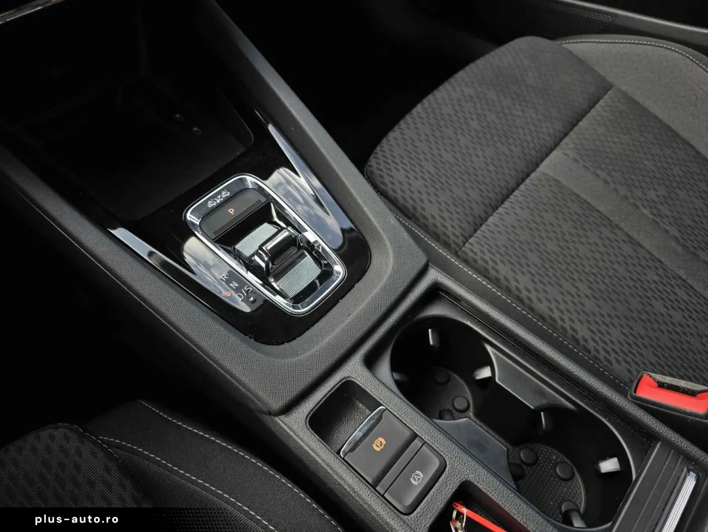 Skoda Octavia 2023 4x4