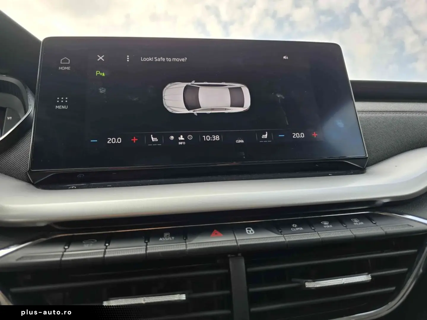 Skoda Octavia 2023 4x4