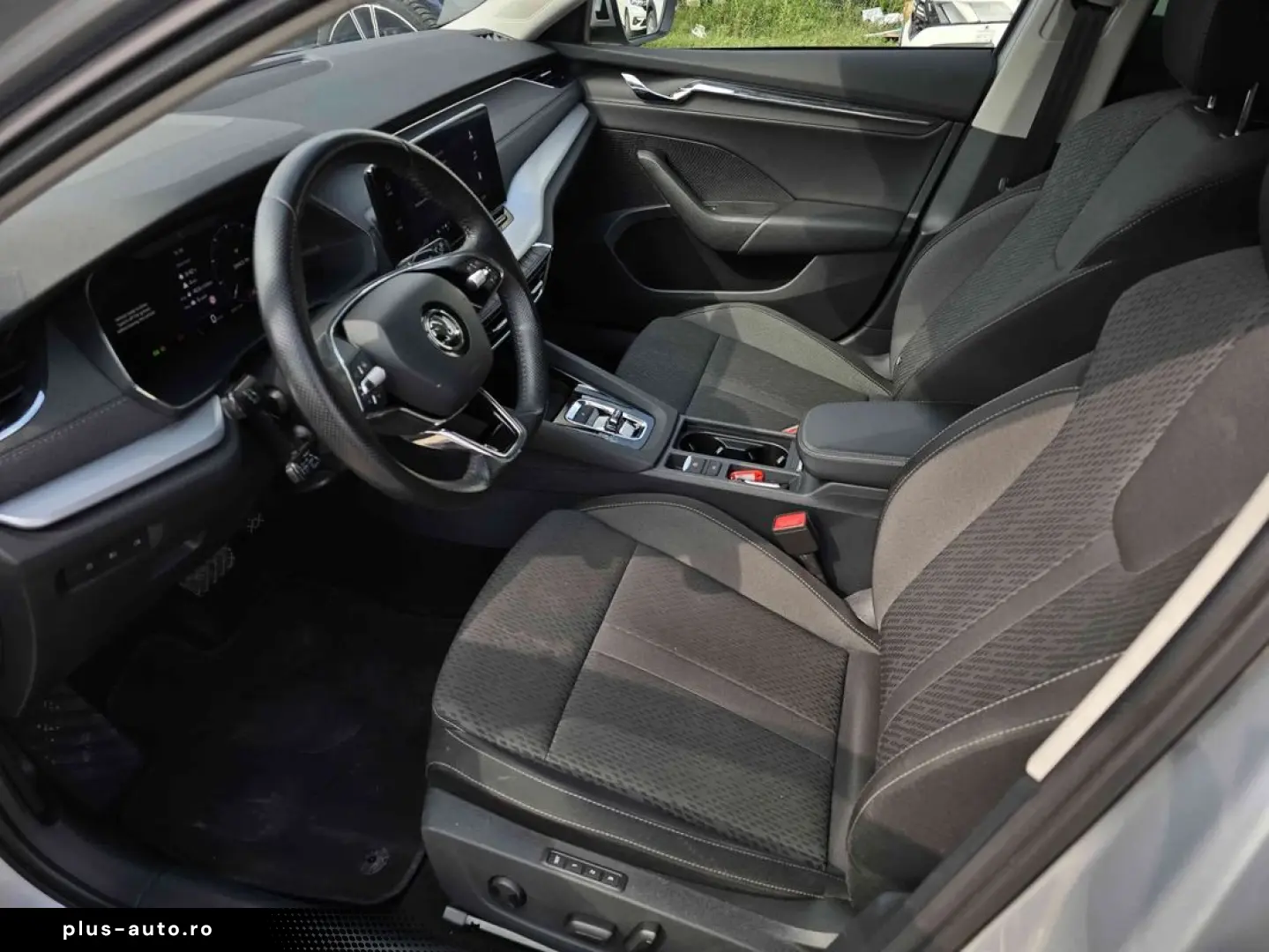 Skoda Octavia 2023 4x4