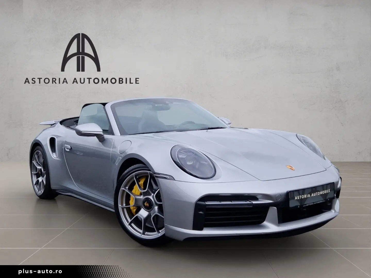 PORSCHE 992 TurboS Cabrio APPROVED Lift 930 Surround ACC