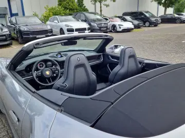 PORSCHE 992 TurboS Cabrio APPROVED Lift 930 Surround ACC