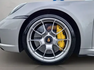 PORSCHE 992 TurboS Cabrio APPROVED Lift 930 Surround ACC