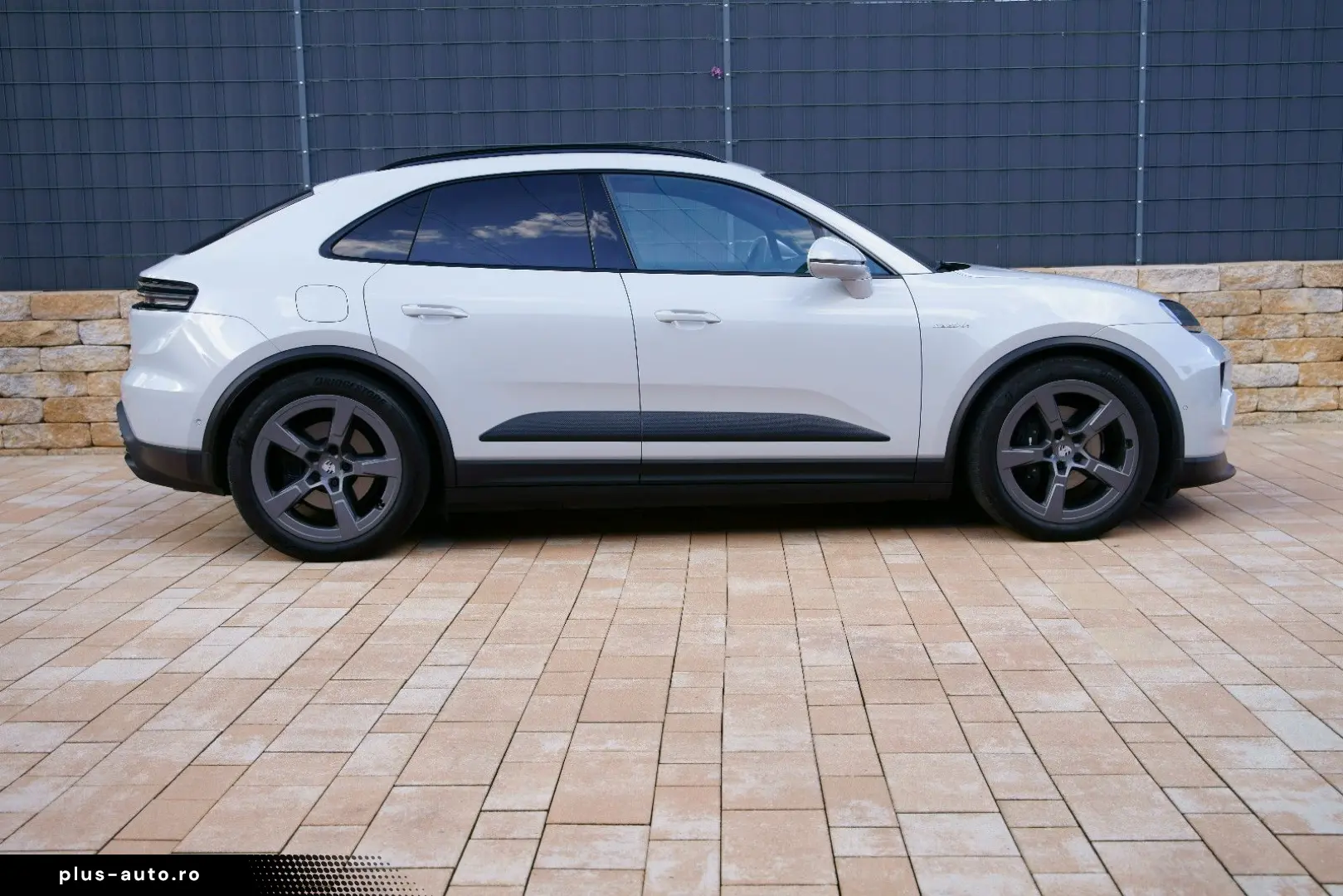 PORSCHE Macan 2025 — imagine 5