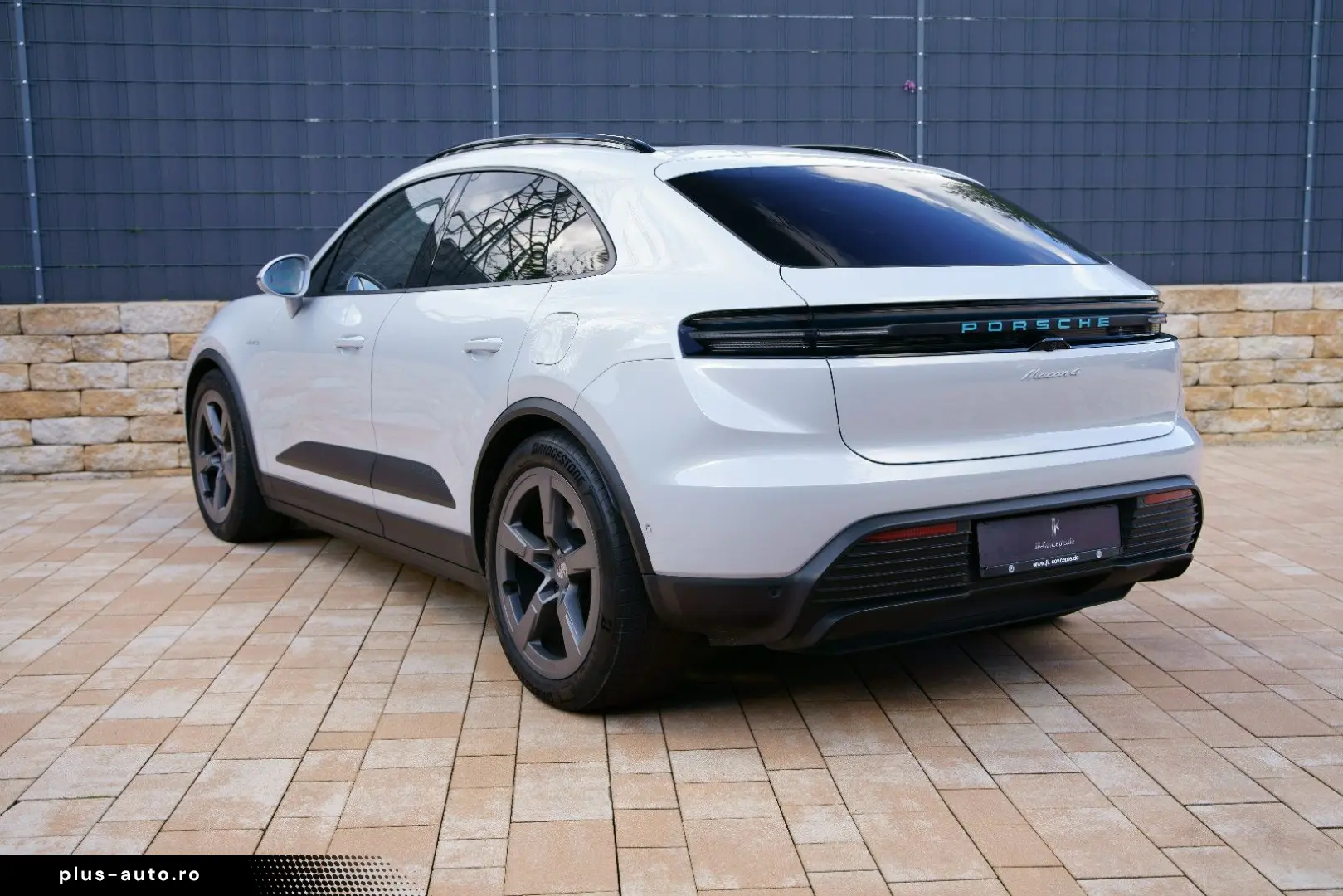 PORSCHE Macan 2025 — imagine 6