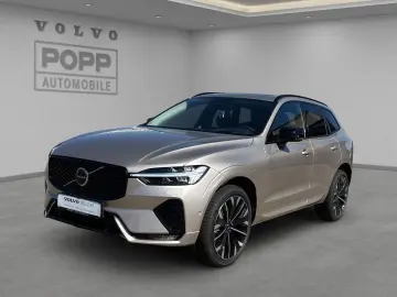 VOLVO XC60 B5 AWD Ultra Dark