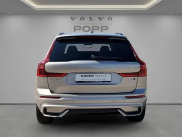 VOLVO XC60 B5 AWD Ultra Dark