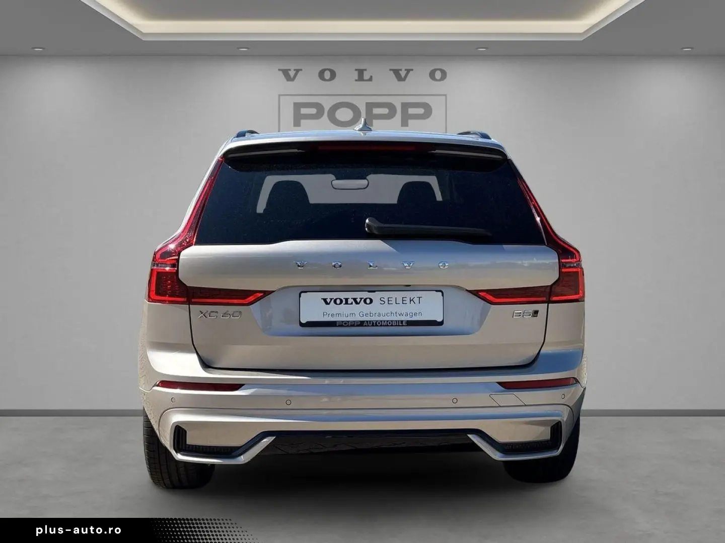 VOLVO XC60 B5 AWD Ultra Dark