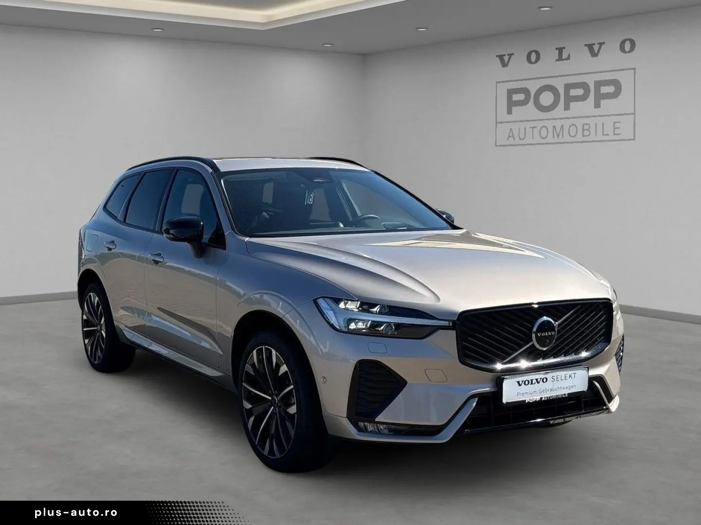 VOLVO XC60 B5 AWD Ultra Dark