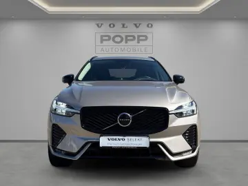 VOLVO XC60 B5 AWD Ultra Dark