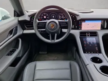 PORSCHE Taycan HuD 360 Pano Perf-Batt  Servo  HomeLink