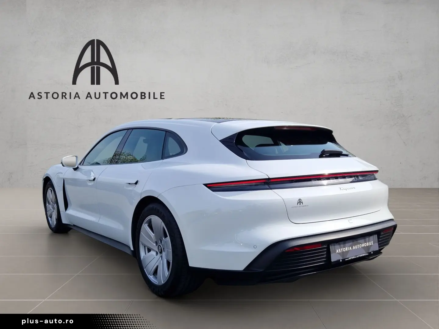 PORSCHE Taycan HuD 360 Pano Perf-Batt  Servo  HomeLink