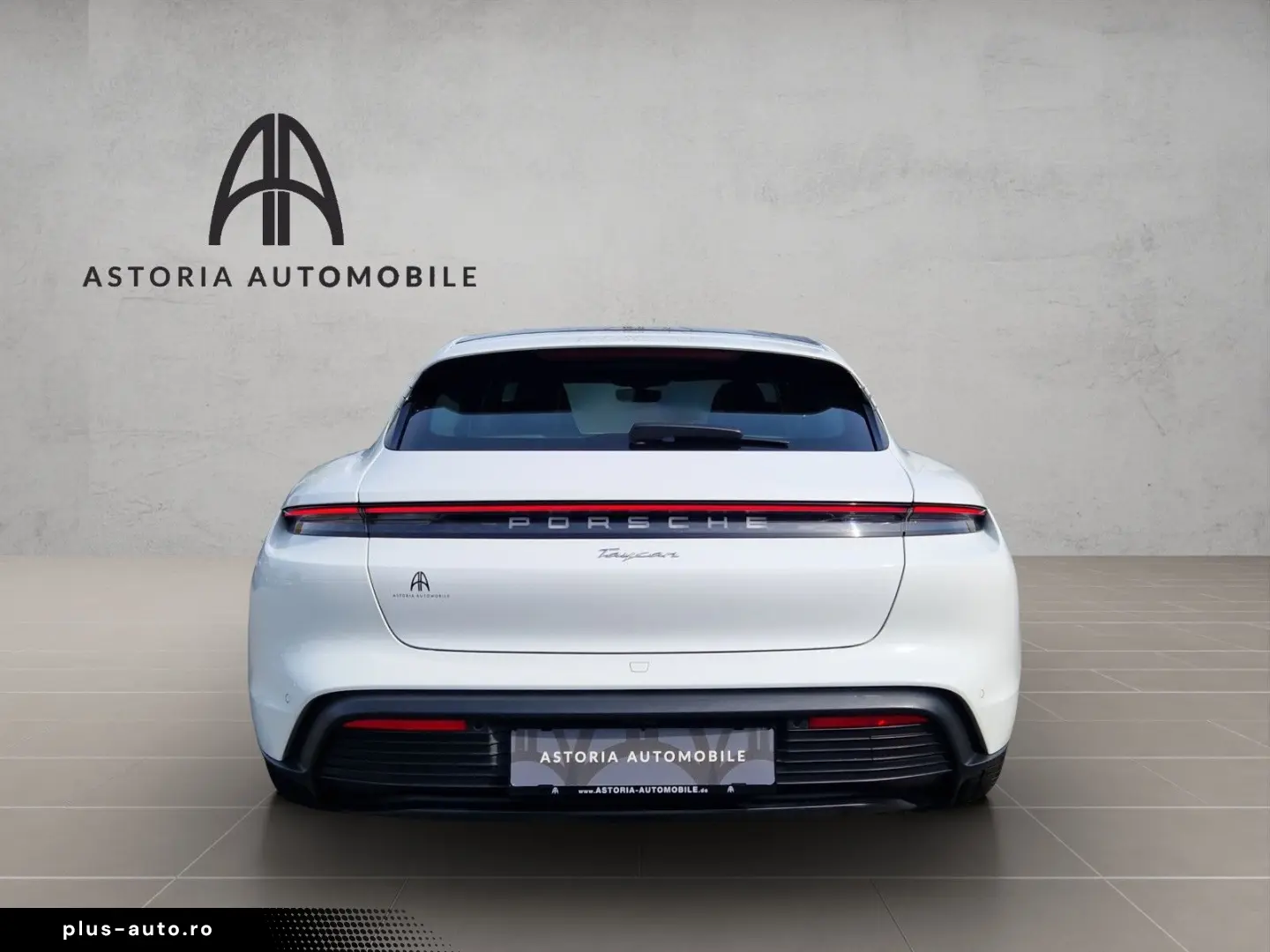 PORSCHE Taycan HuD 360 Pano Perf-Batt  Servo  HomeLink