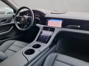 PORSCHE Taycan HuD 360 Pano Perf-Batt  Servo  HomeLink