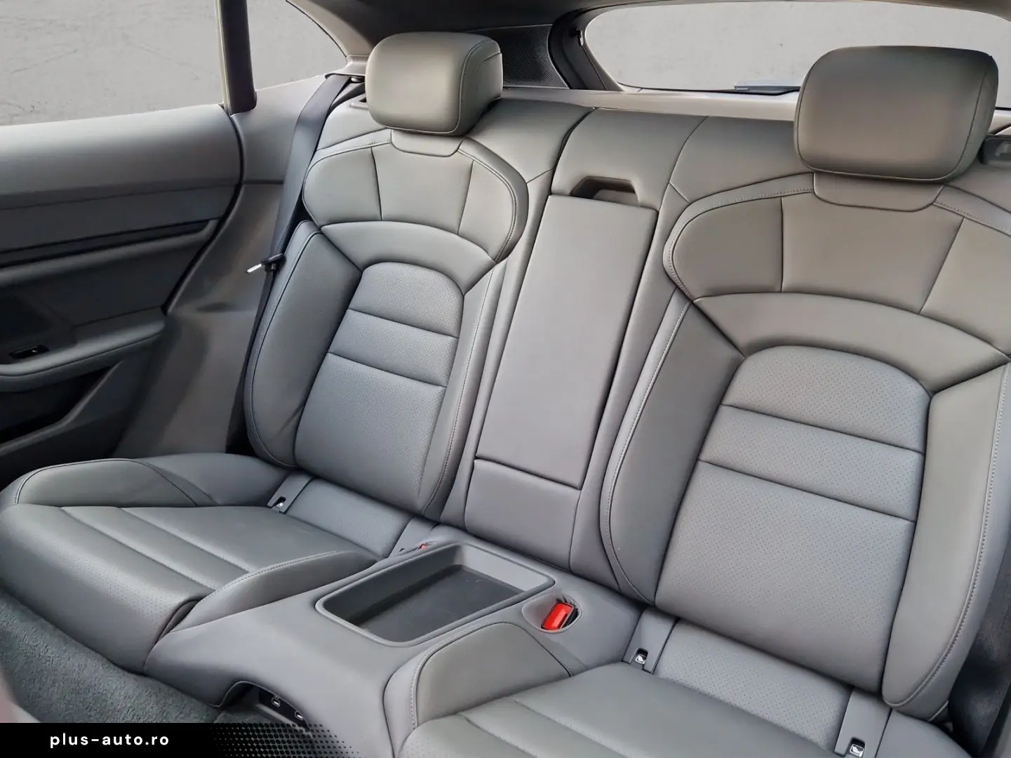 PORSCHE Taycan HuD 360 Pano Perf-Batt  Servo  HomeLink