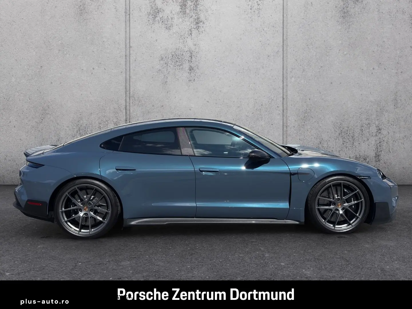 PORSCHE Taycan 2024 — imagine 7