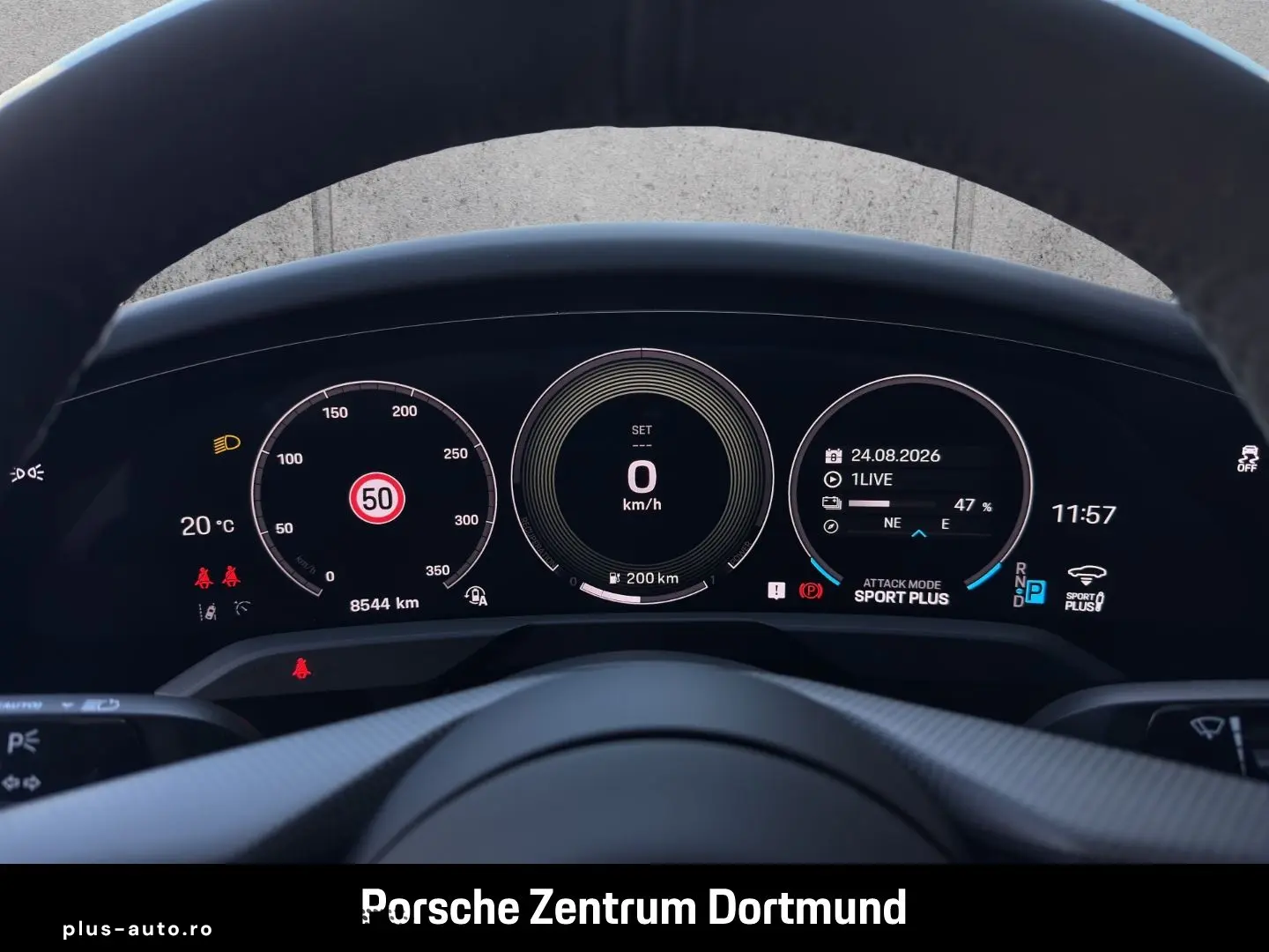 PORSCHE Taycan 2024 — imagine 16