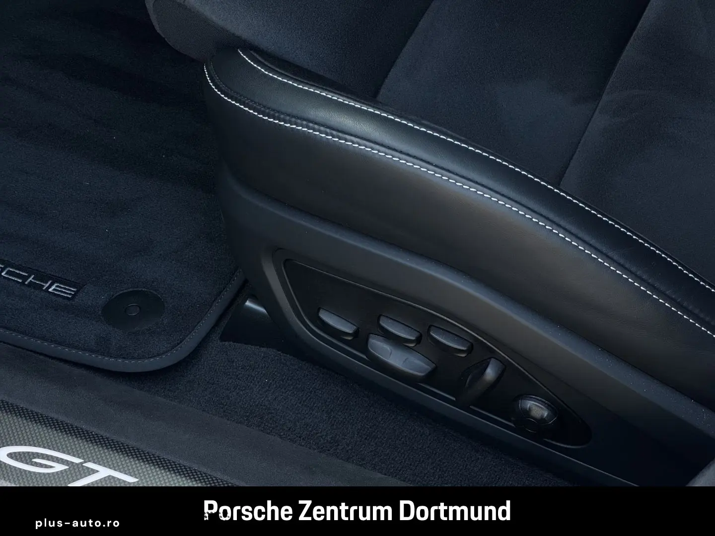 PORSCHE Taycan 2024 — imagine 19