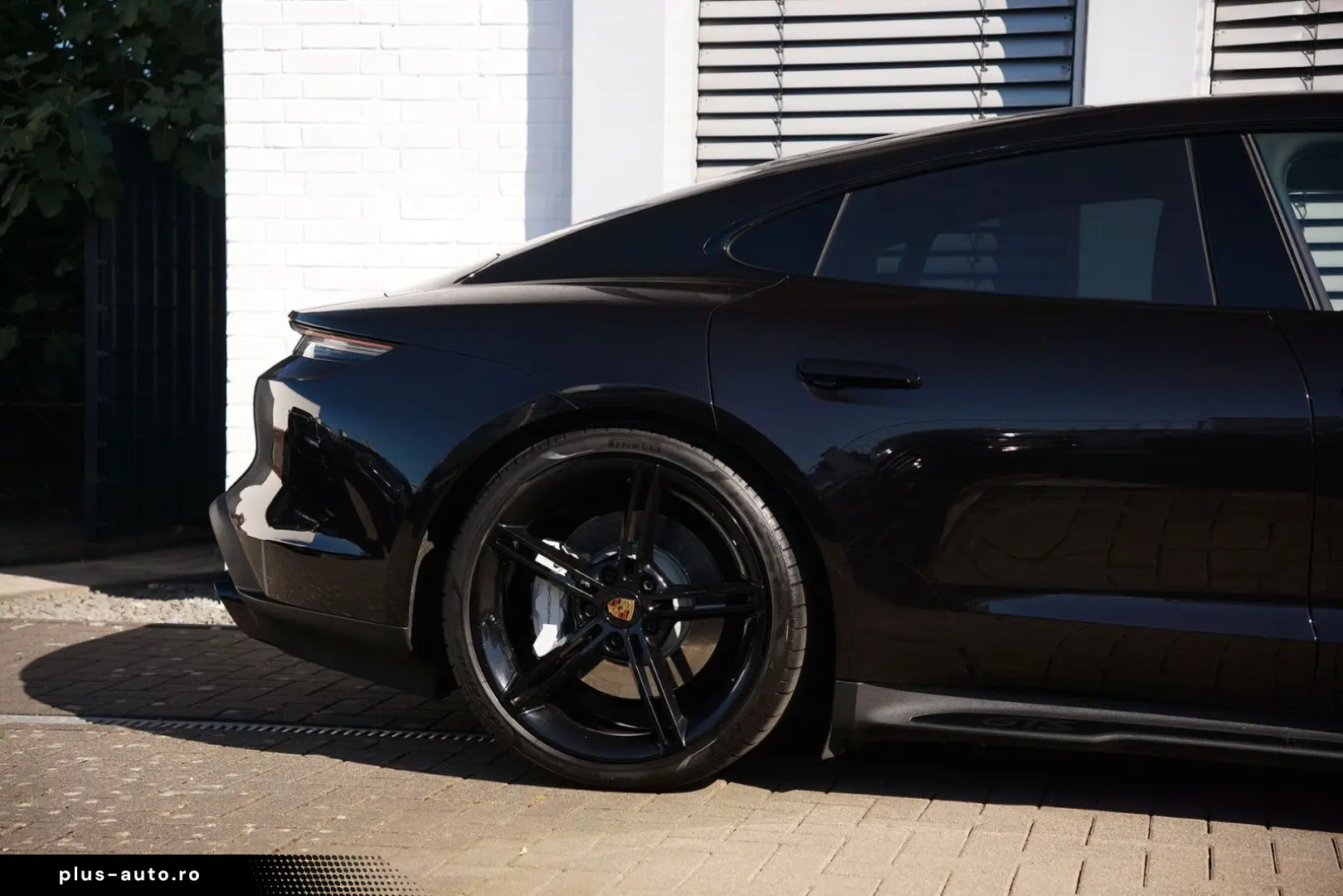 PORSCHE Taycan GTS ACC-PDCC-PSCB-PANO-HINTERACHSL.-VOLL