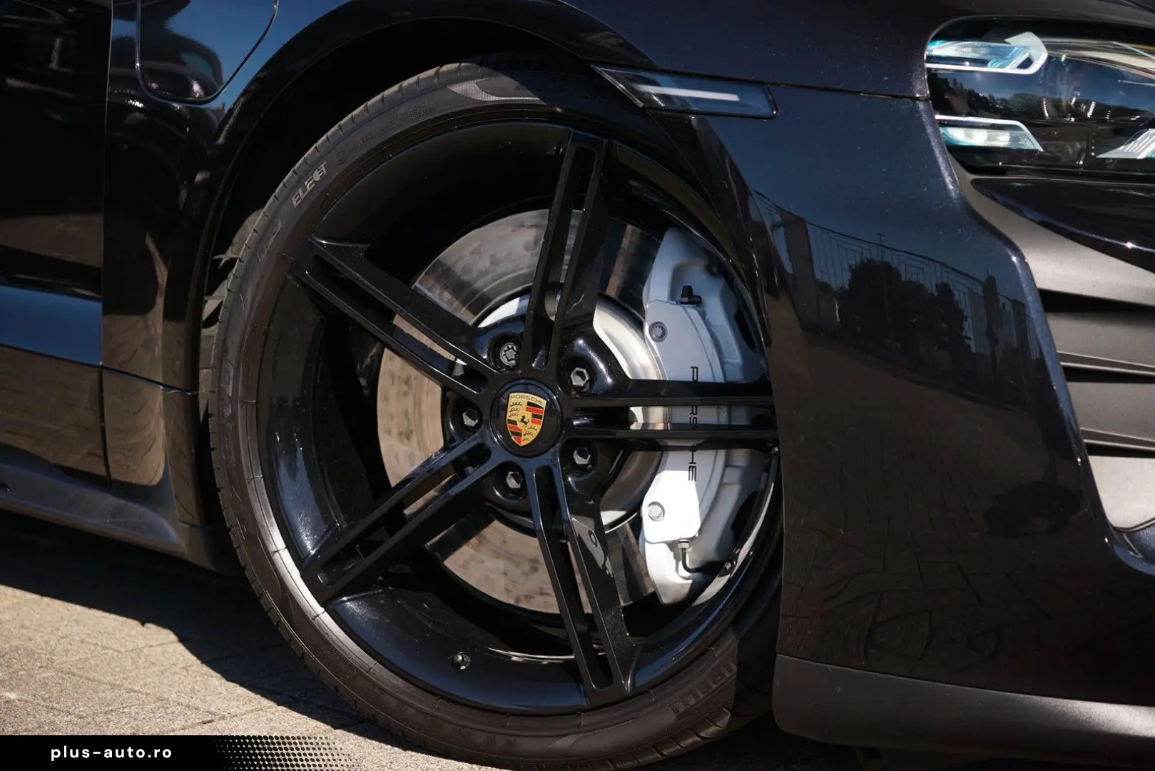 PORSCHE Taycan GTS ACC-PDCC-PSCB-PANO-HINTERACHSL.-VOLL