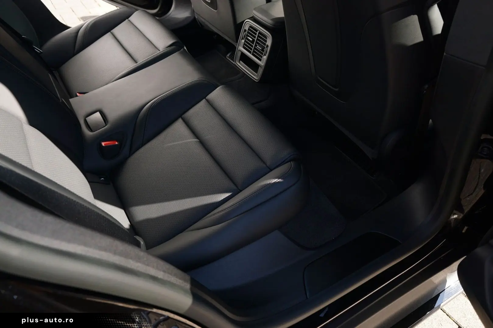 PORSCHE Taycan GTS ACC-PDCC-PSCB-PANO-HINTERACHSL.-VOLL