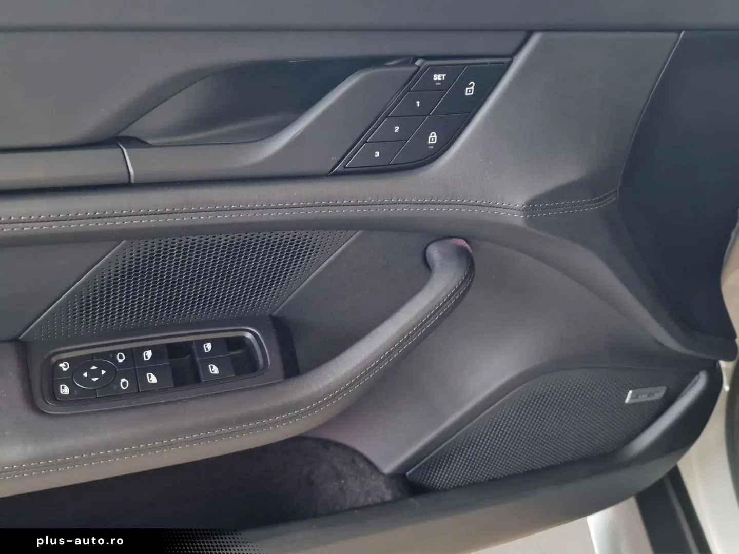 PORSCHE Taycan GTS Pano 360  InnoDr HinterachsLenkung