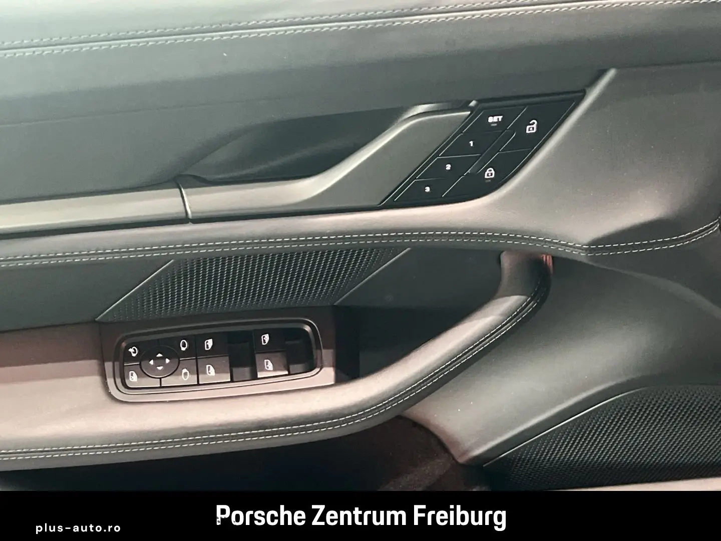 PORSCHE Taycan 4S Cross Turismo InnoDrive HUD HA-Lenkung