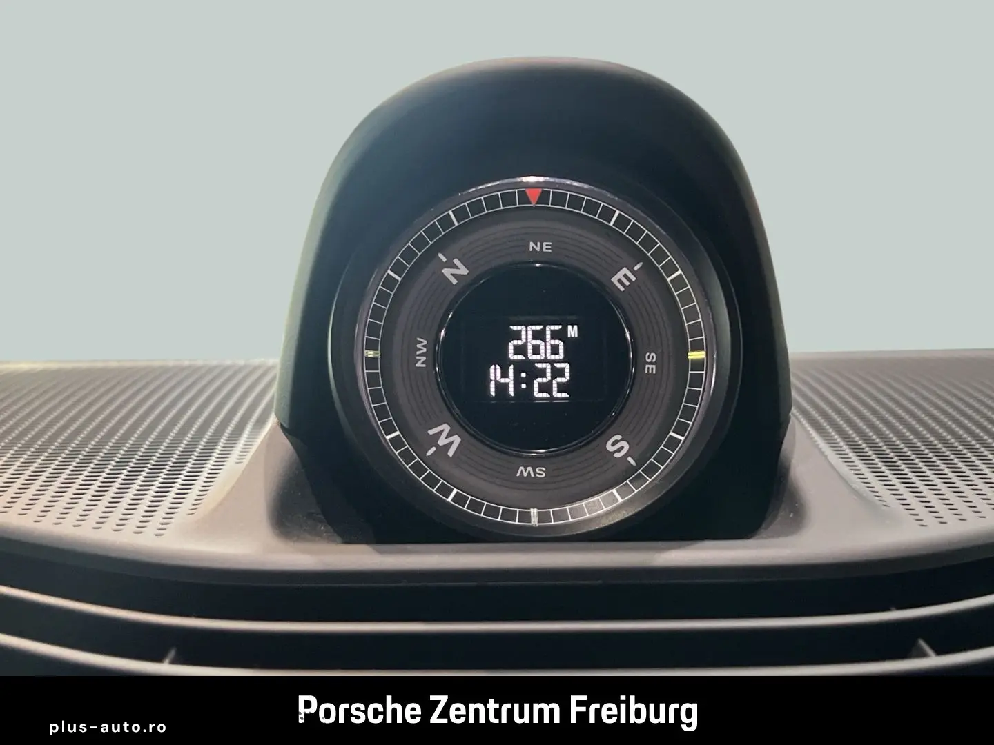 PORSCHE Taycan 4S Cross Turismo InnoDrive HUD HA-Lenkung