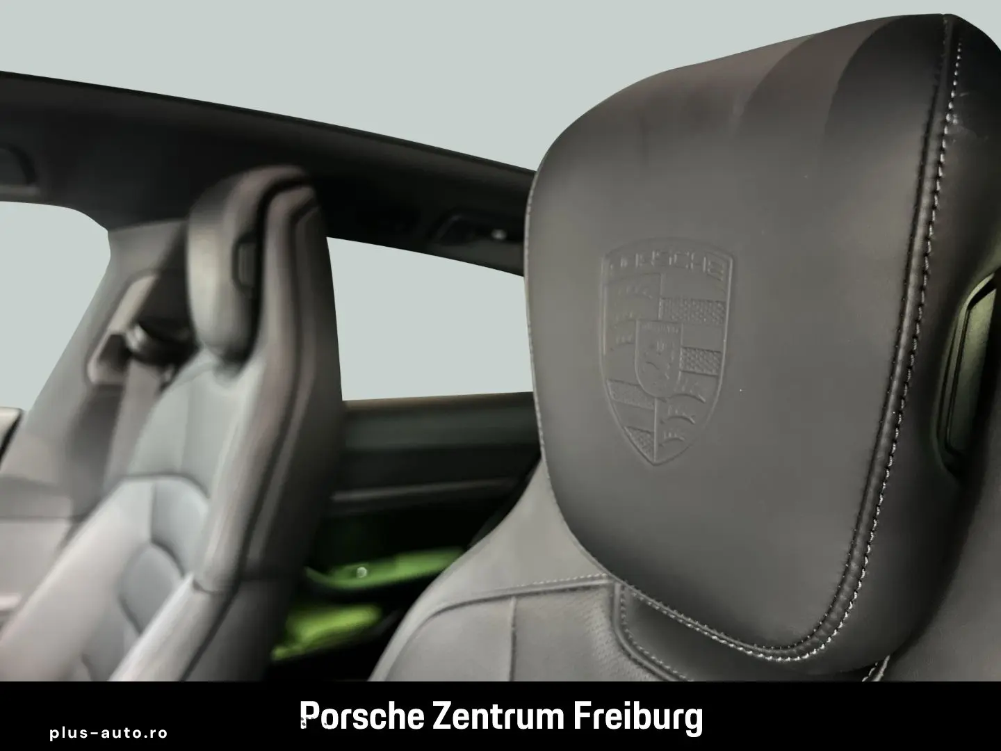 PORSCHE Taycan 4S Cross Turismo InnoDrive HUD HA-Lenkung
