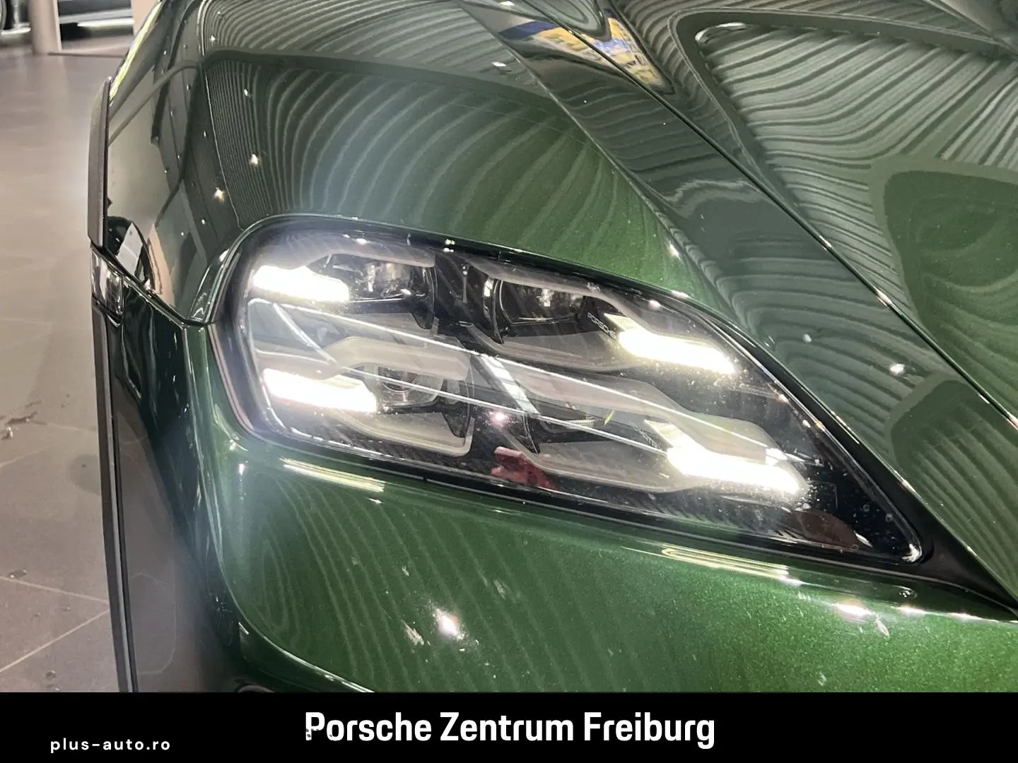 PORSCHE Taycan 4S Cross Turismo InnoDrive HUD HA-Lenkung