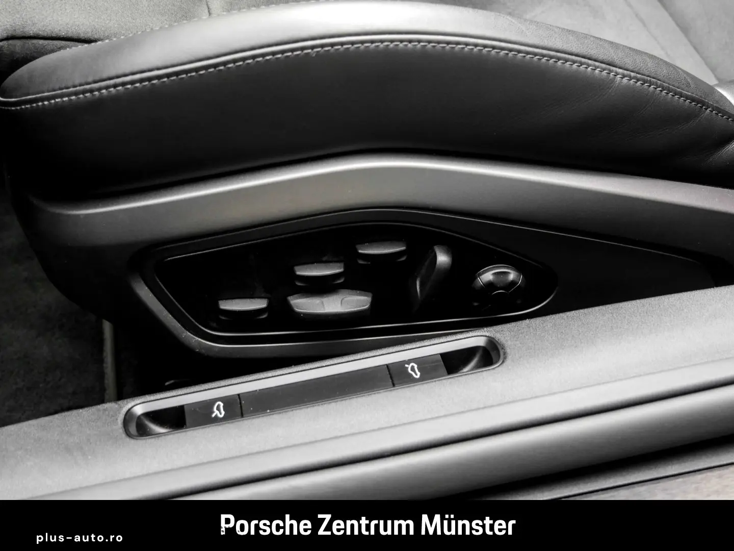 PORSCHE 992 911 Carrera 4 GTS Cabriolet InnoDrive BOSE