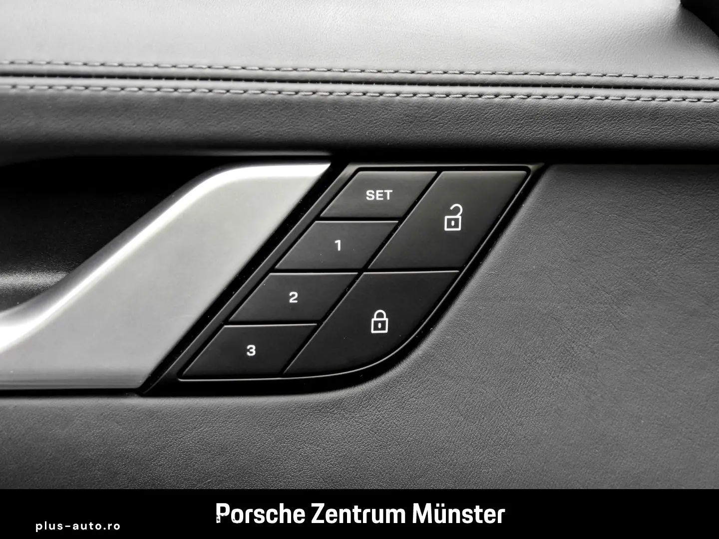 PORSCHE 992 911 Carrera 4 GTS Cabriolet InnoDrive BOSE