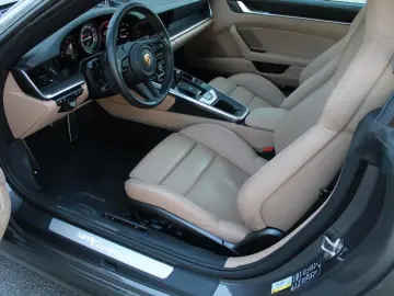 PORSCHE 992 TURBO S Cabriolet