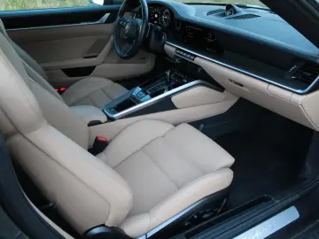 PORSCHE 992 TURBO S Cabriolet