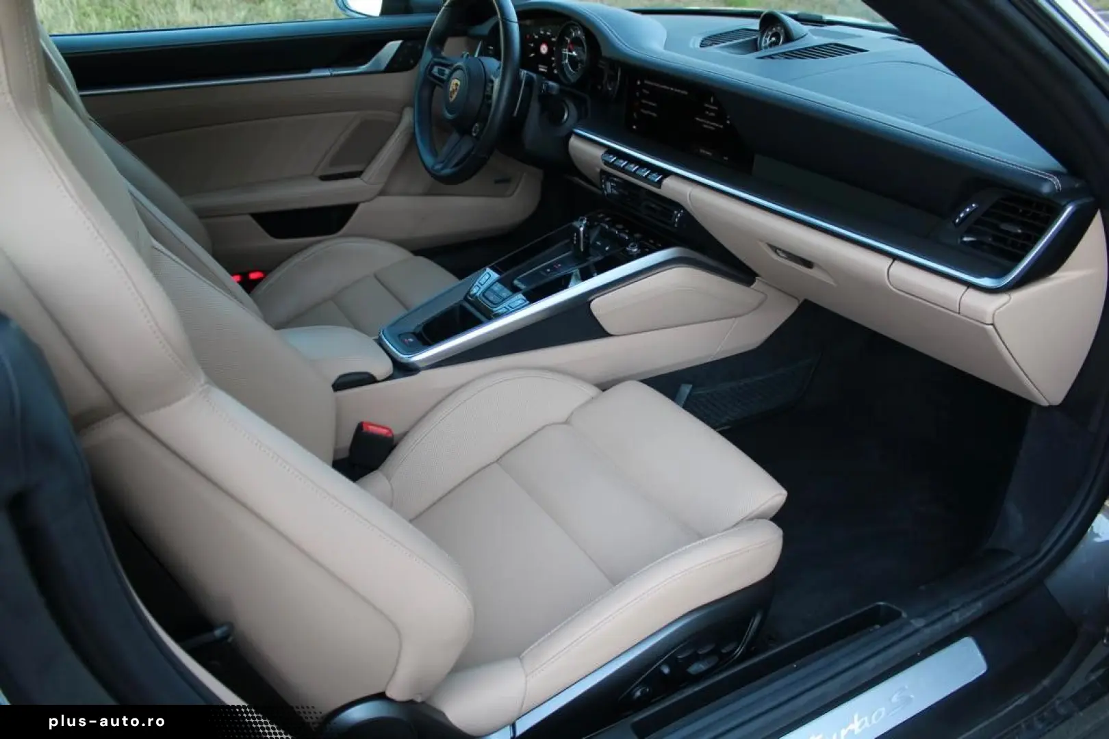 PORSCHE 992 TURBO S Cabriolet