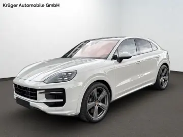 PORSCHE Cayenne Coupe S Luftf Bose 22 Zoll Approved 2028