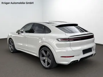 PORSCHE Cayenne Coupe S Luftf Bose 22 Zoll Approved 2028