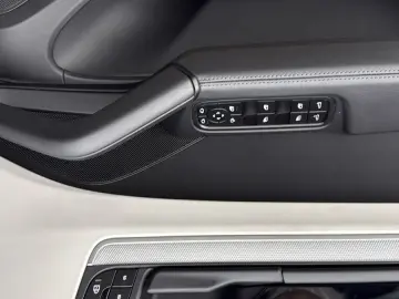 PORSCHE Cayenne Coupe S Luftf Bose 22 Zoll Approved 2028
